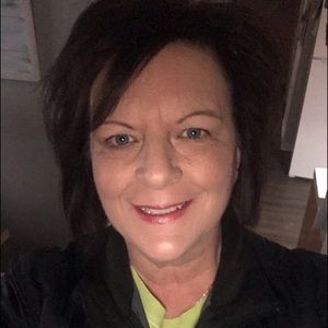 Meet your Posher, Alisa